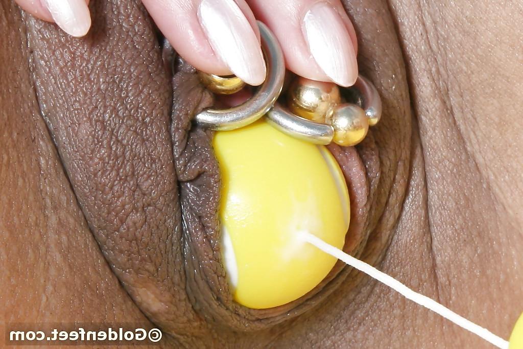 16P Older European broad Lady Sarah using sex toy on bald pussy
