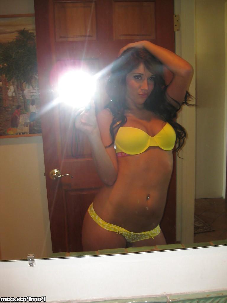 16P Ex-girlfriend Miley Ann taking topless and full nude selfies in mirror