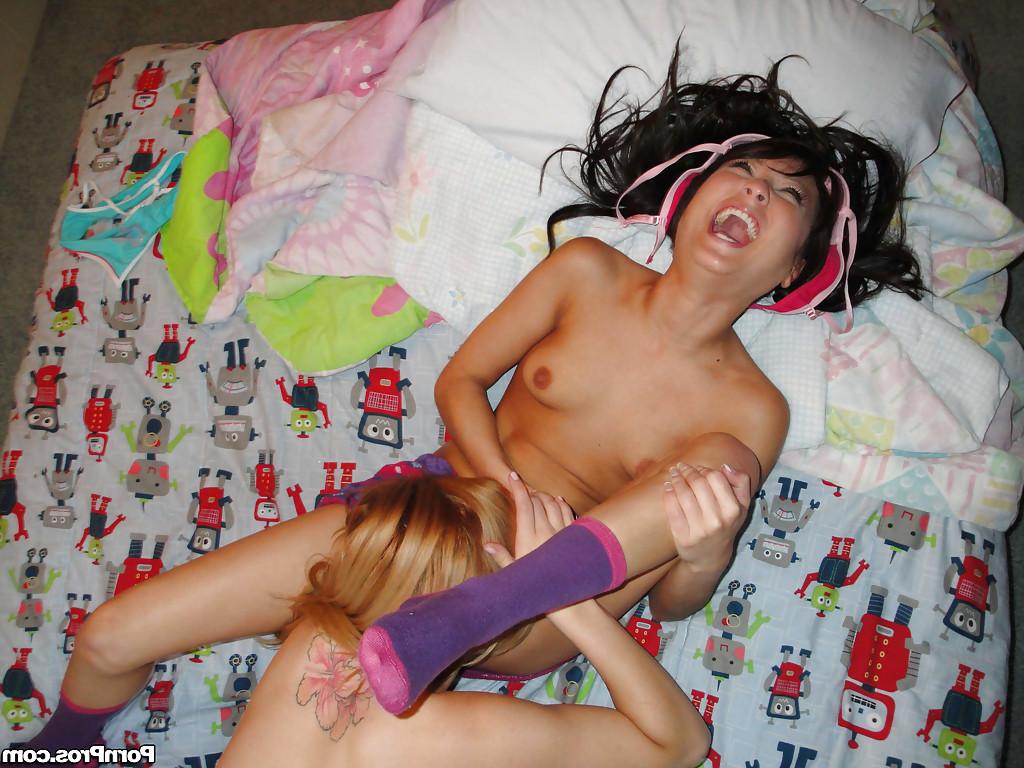 16P Teen lesbo babes Jesse and Lexi sleeping together and licking pussy
