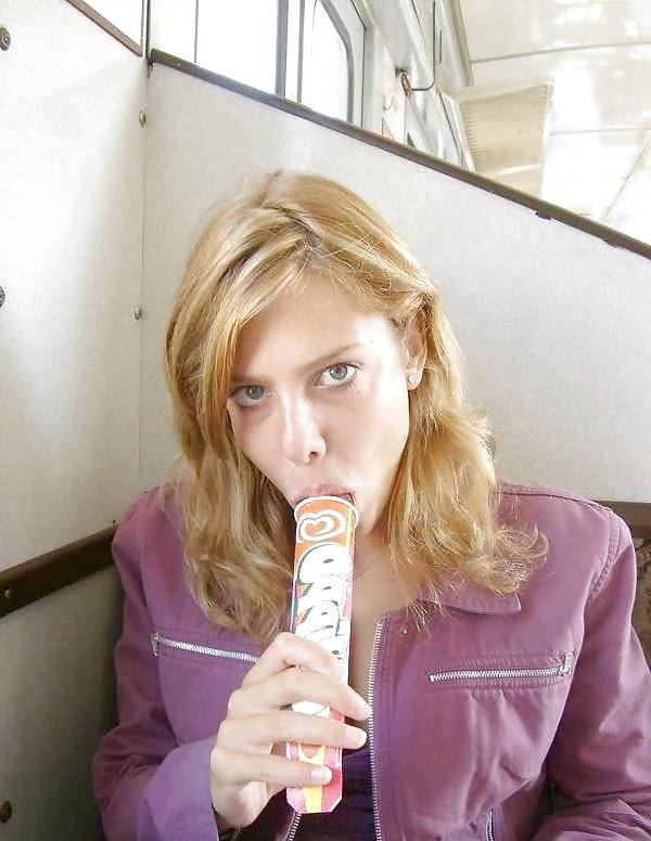 25P AMATEUR SLUT FACE CONTEST (gallery description for details)