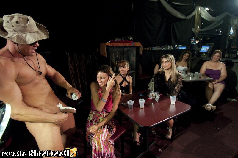 16P Non nude sluts do blowjobs and have fun while they are on a party