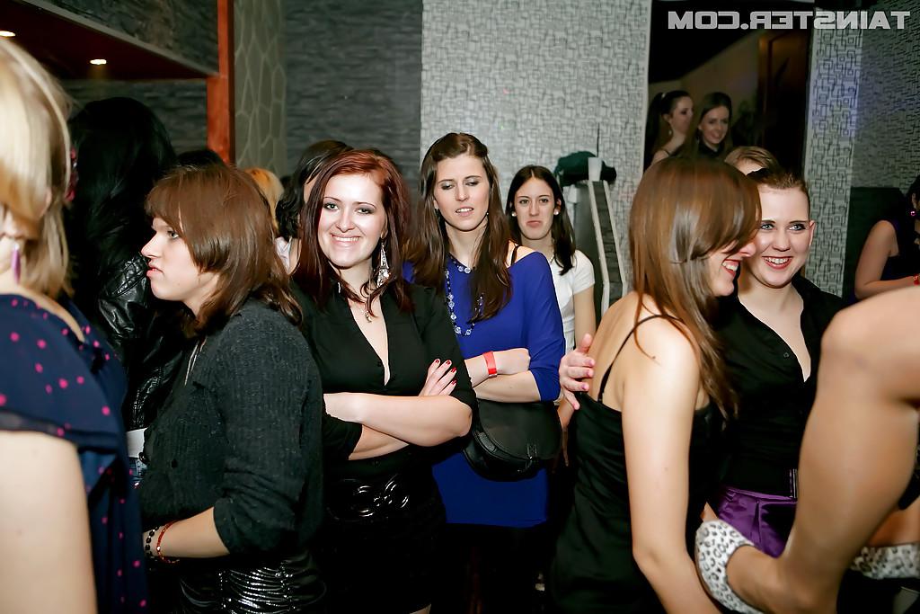 16P Lewd gals show off their cock sucking and fucking skills at the sex party