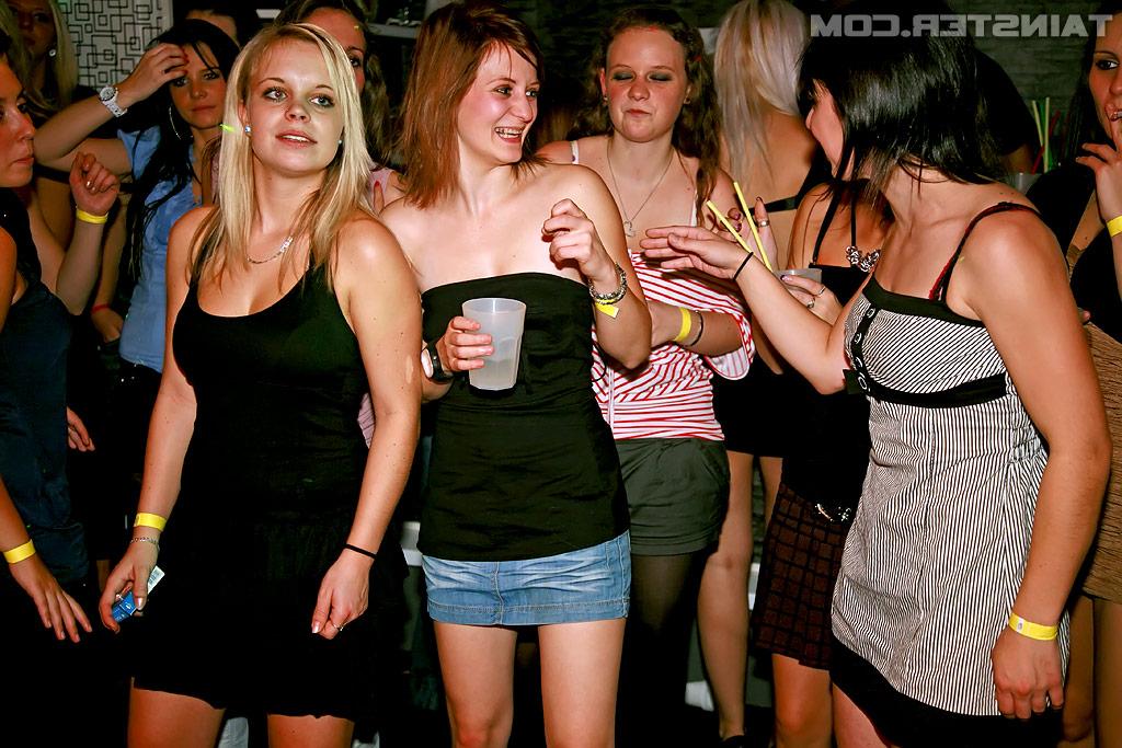 16P Cock-hungry amateurs going wild and dirty at the crazy party