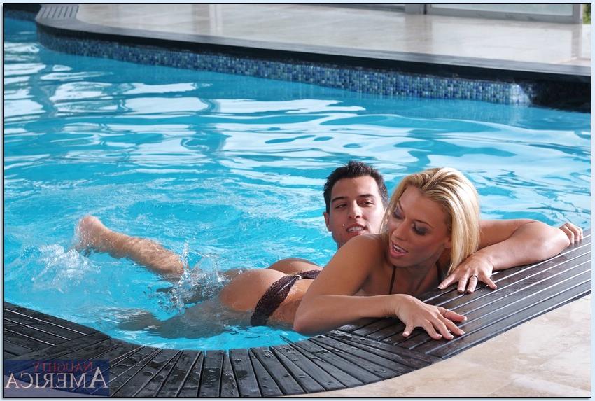16P Shapely babe in bikini Rachel Starr enjoys fiery fucking in the pool