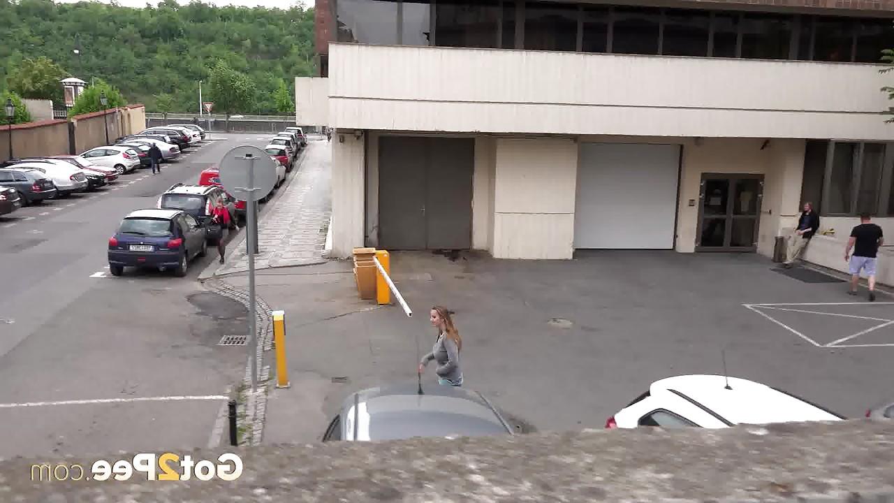 15P Blonde teen Suzzie baring her pussy lips and sexy ass and pissing in public