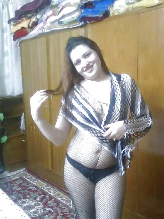 25P Amazing Arabic Lady Showing Everything 4