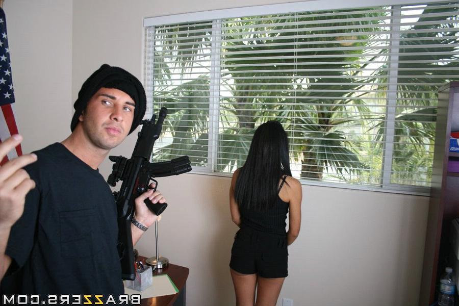 16P Latina pornstar Cassandra Cruz gets a hard cock in her tight cunt