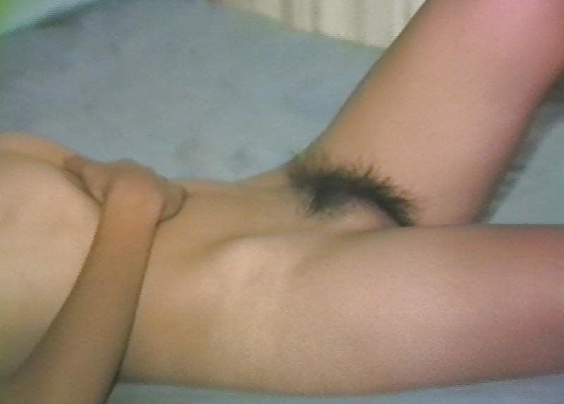 16P Japanese a married woman