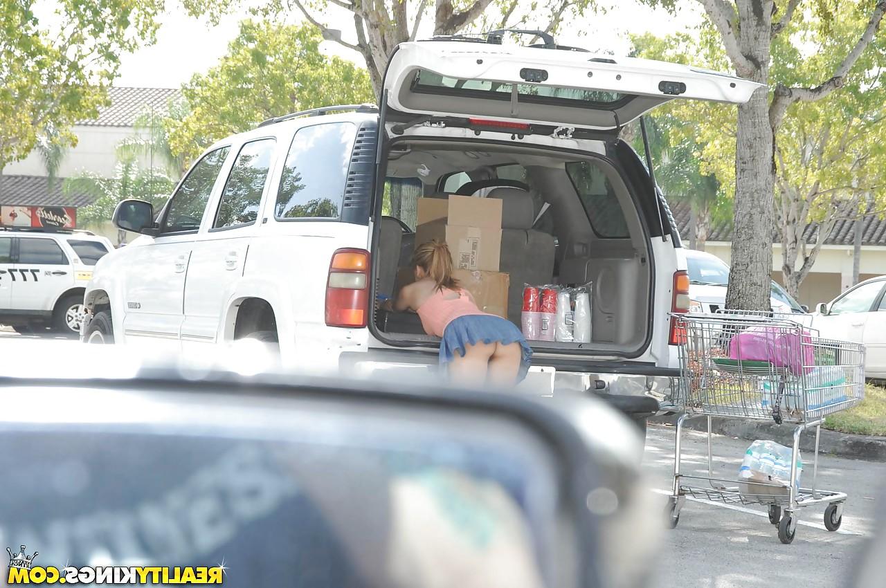 10P Hardcore MILF flashes naked upskirt outdoors & takes load of cum on face