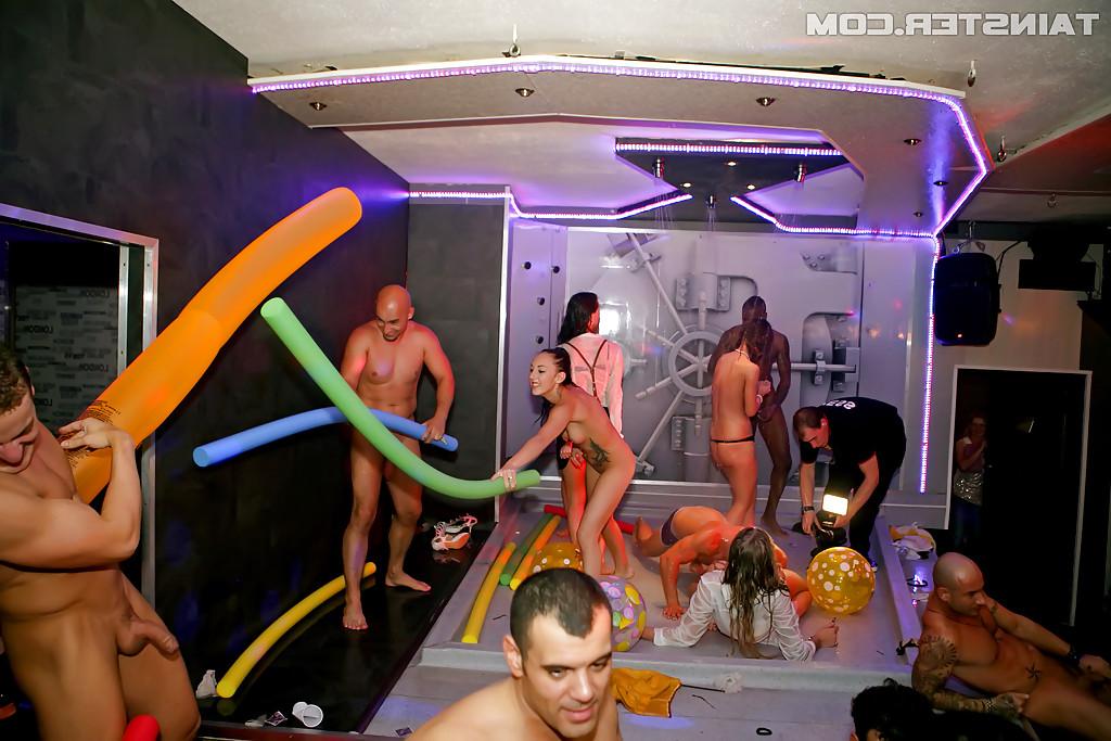 16P Lecherous european cum-gazzlers goung wild at the party with hung lads