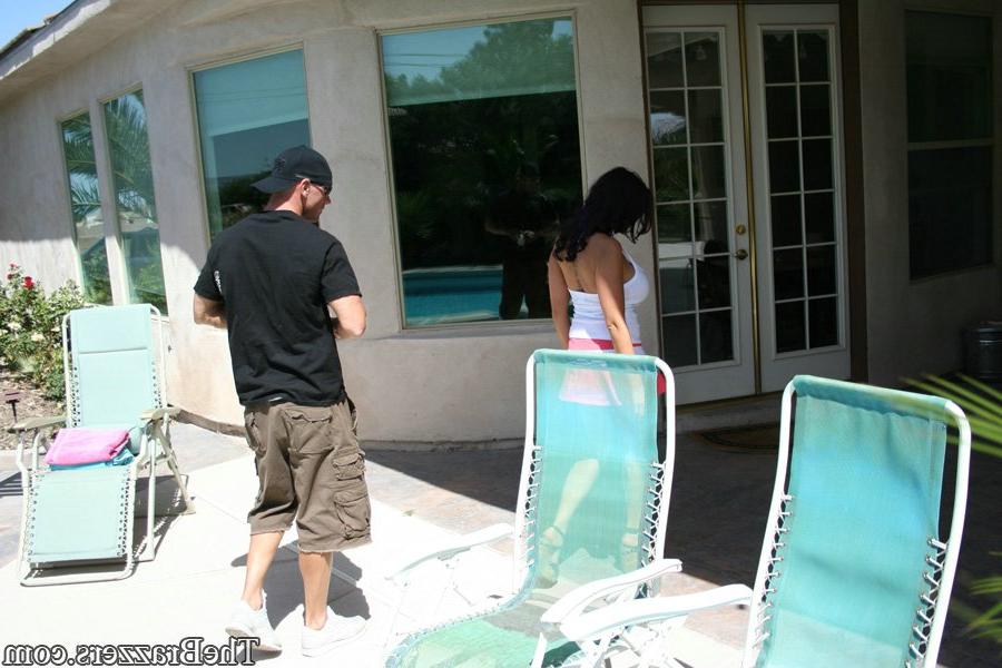 16P Latina MILF Ava Lauren brings out her juggs while fucking a huge dick