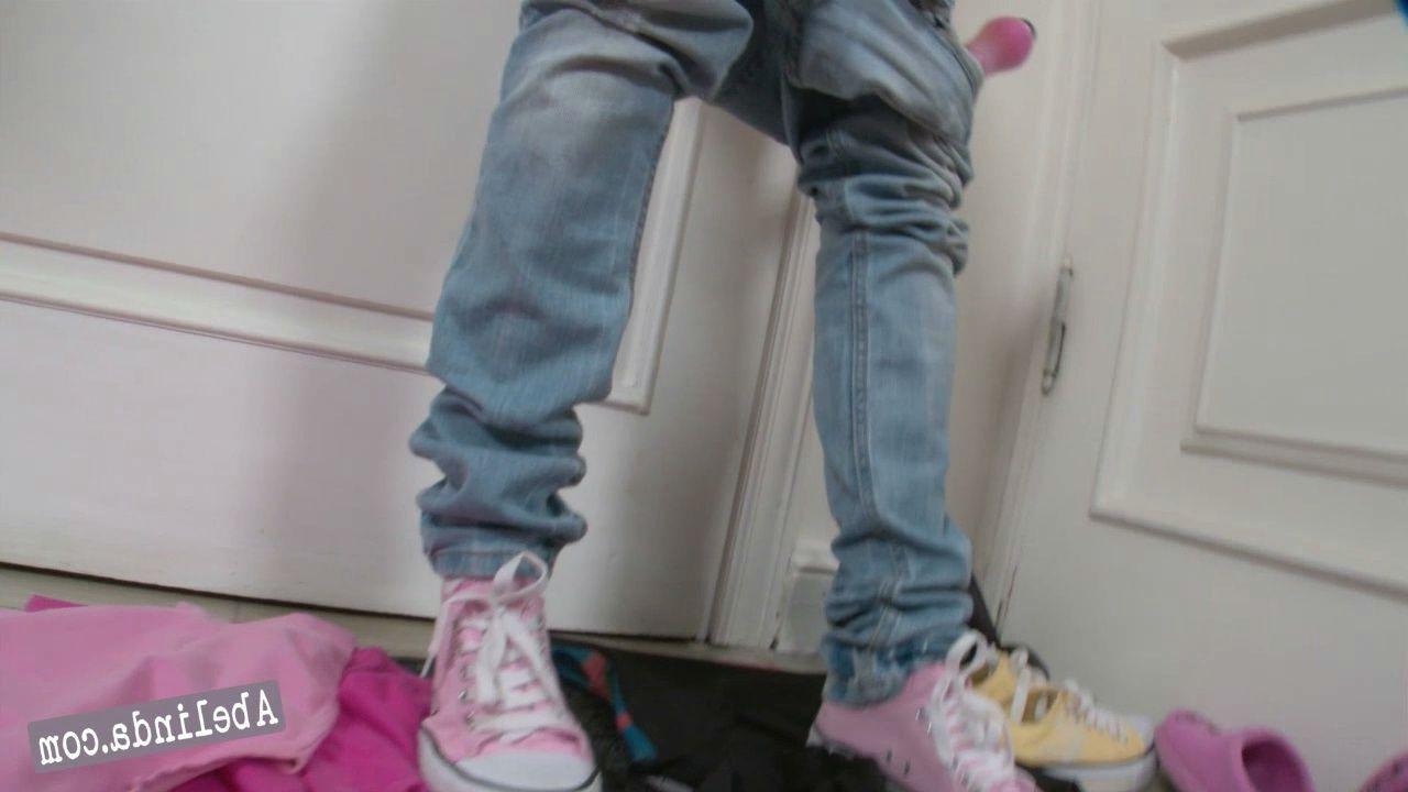20P Pictures of teen cutie Abelinda toying her tight teen pussy