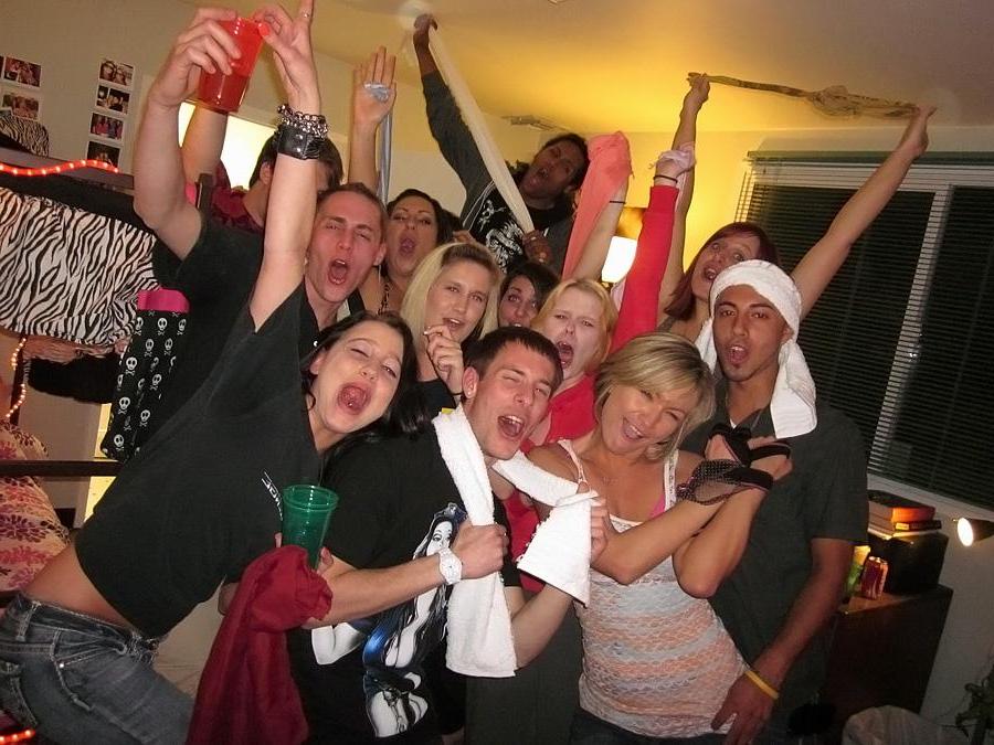 12P Hot college girls go wild in the dorm