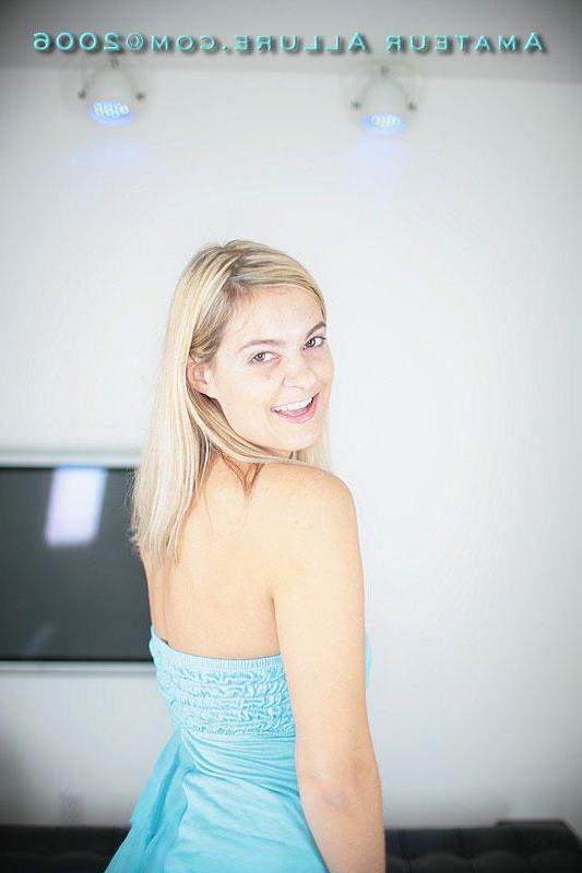 16P Blonde cocksucker Alanna swallows a cumshot pov