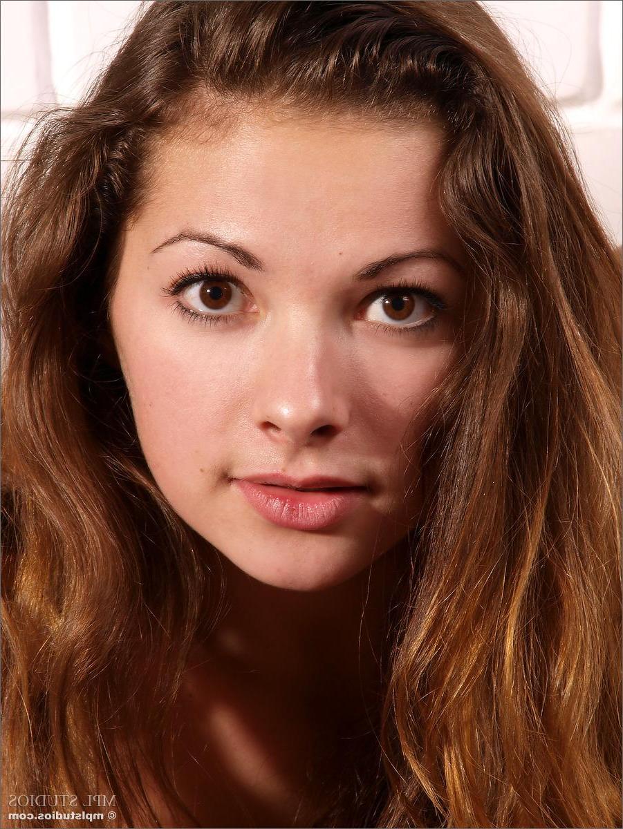 12P MPL Studios Presents Zarina in "Housecall"