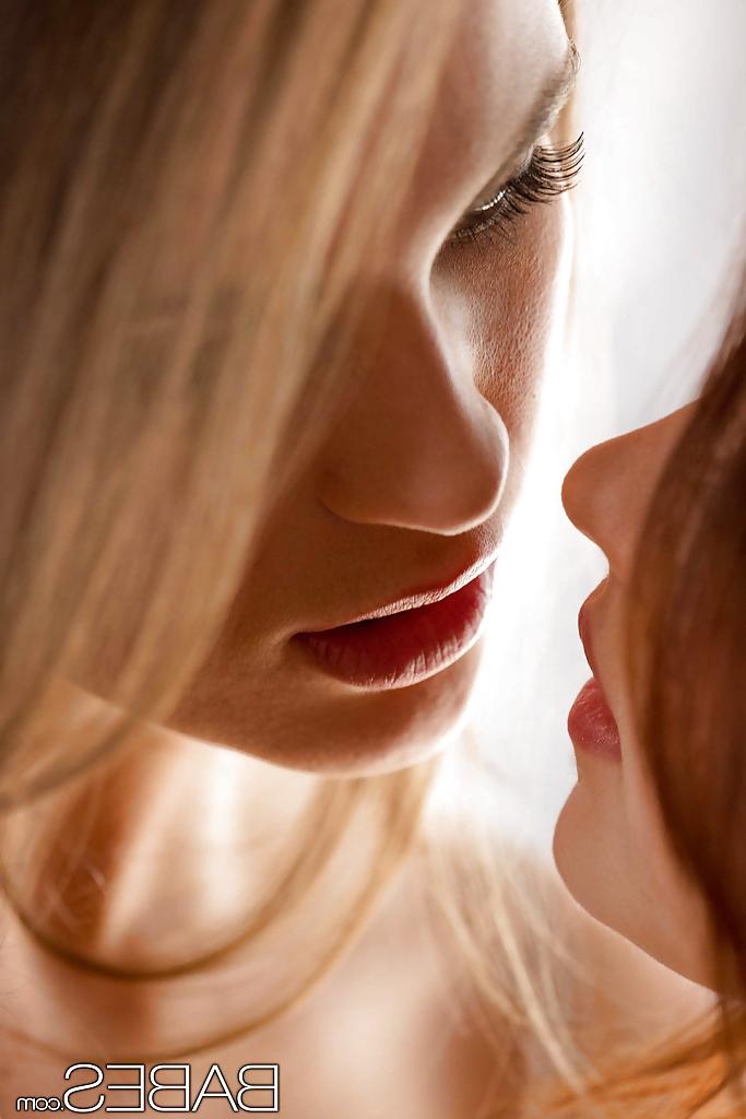 16P Pretty teens Cassie Laine & Teal Conrad have a sensual lesbian sex