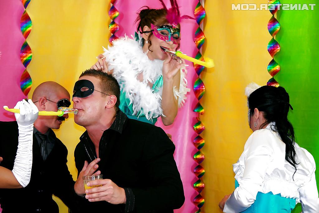 16P Lecherous european sluts enjoy a wet groupsex at the masquerade party
