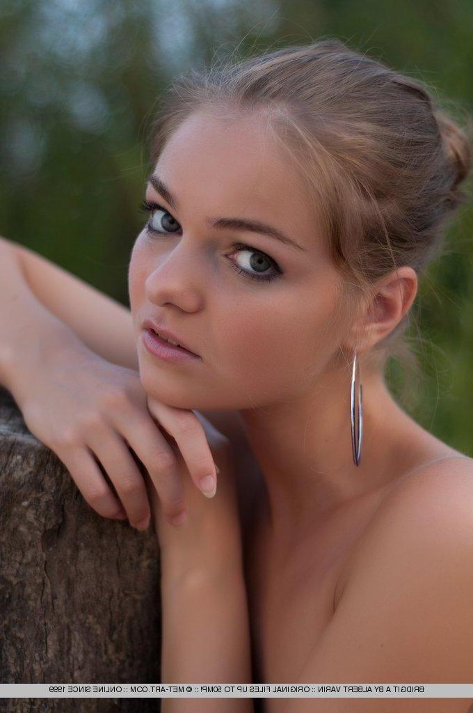 18P Pictures of teen beauty Bridgit A