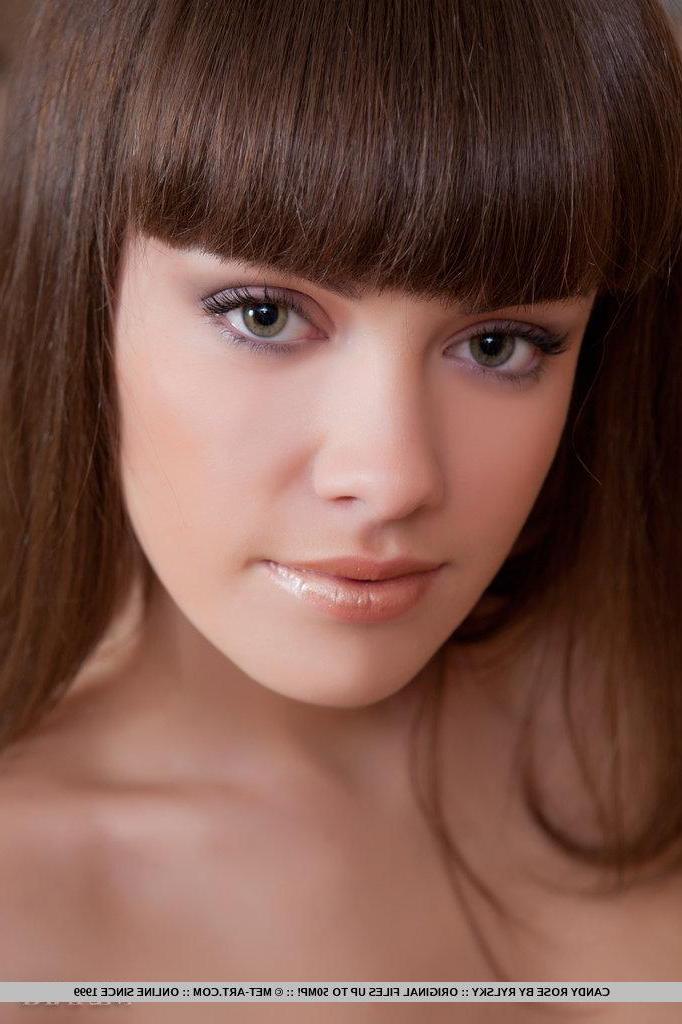 18P Pictures of teen beauty Candy Rose dressed in sexy stockings just for you