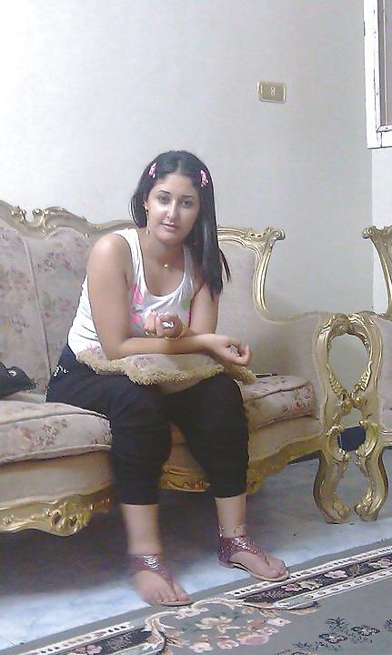 25P ARAB TEEN BEAUTY