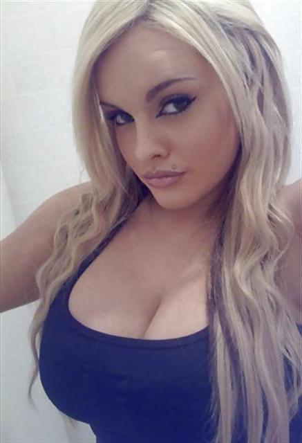 18P Amateur Busty