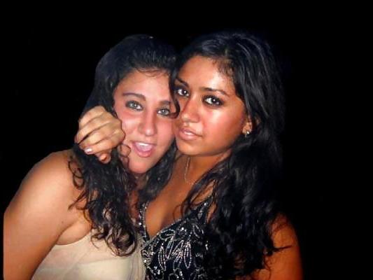 25P Indians - Pakis - desi ladies partying 