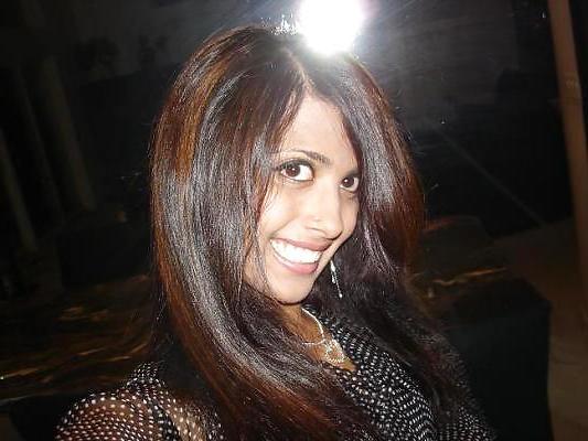 25P Indians - Pakis - desi ladies partying 