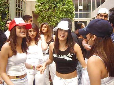 25P Indians - Pakis - desi ladies partying 