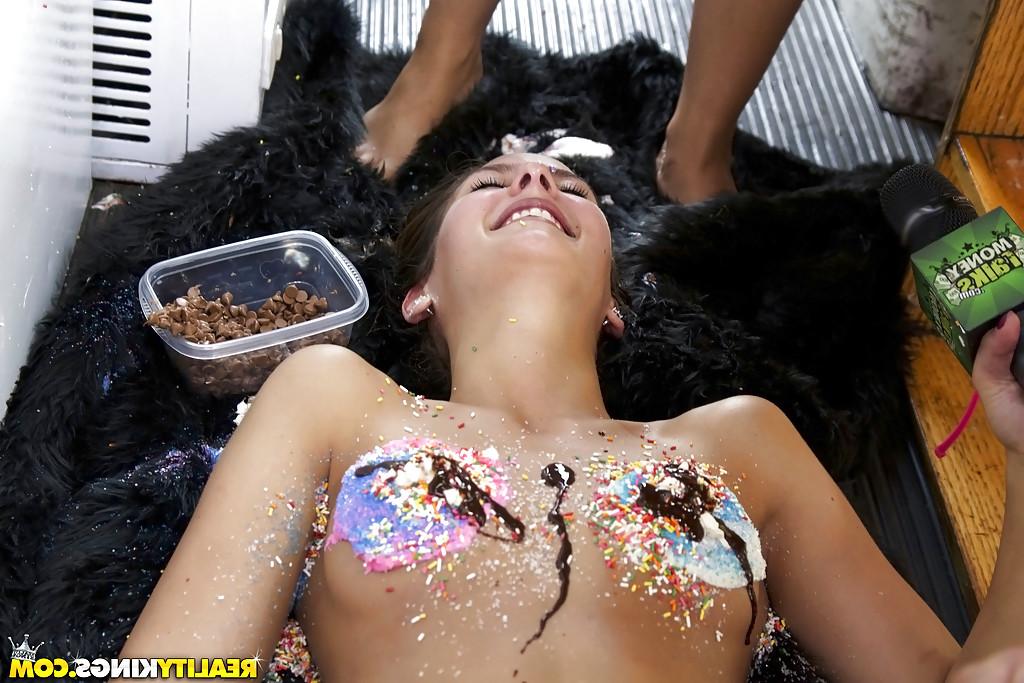 16P Latina lesbians Dylan Daniels and Stacey Levine having food sex