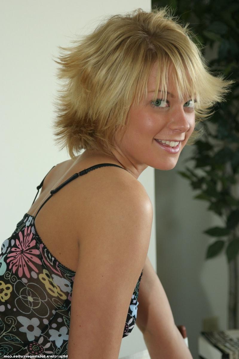 20P Pictures of Clara Cutie showing off her hot teen ass