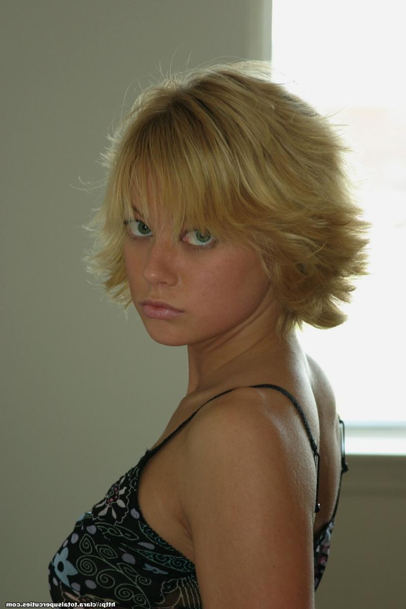 20P Pictures of Clara Cutie showing off her hot teen ass