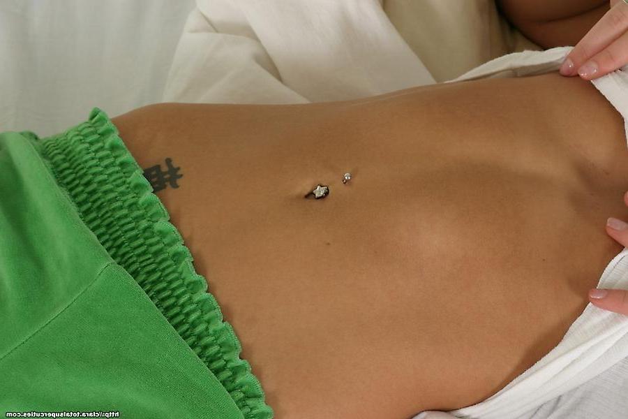 20P Pictures of teen amateur Clara Cutie ready to party for St. Patty's