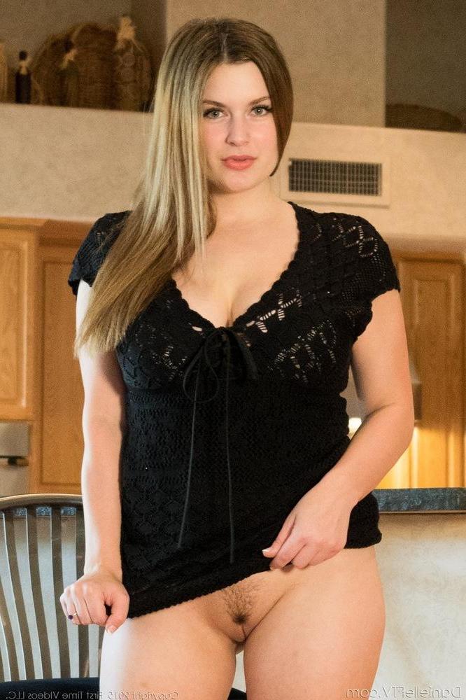 15P Danielle FTV shows off her round boobs and big ass