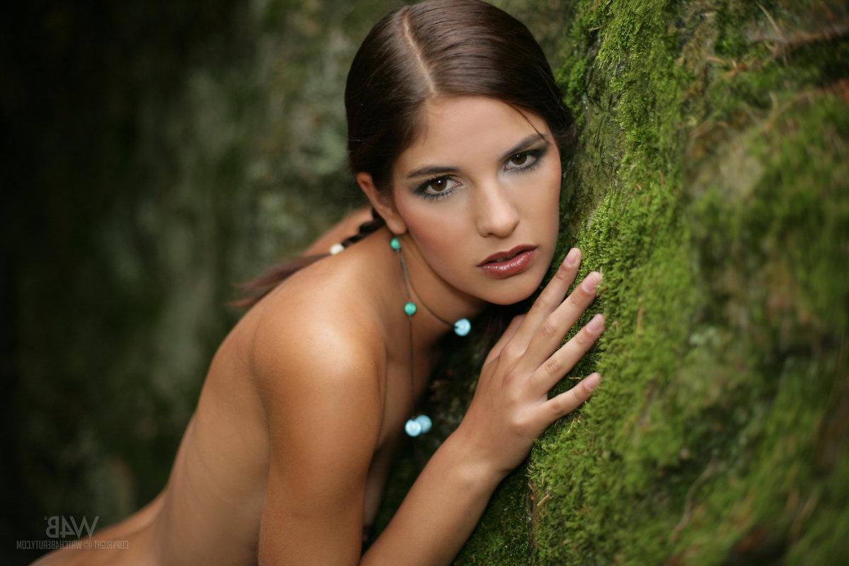 16P Brunette beauty Demi displays her gorgeous nude body outside in "Swing"