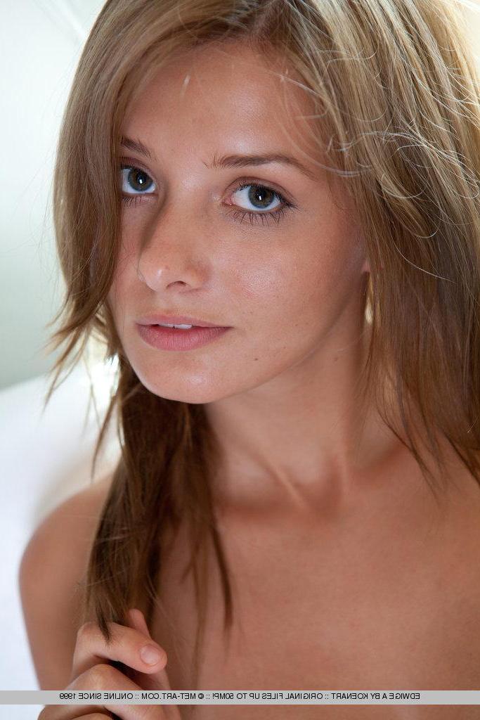 18P Pictures of teen beauty Edwige A