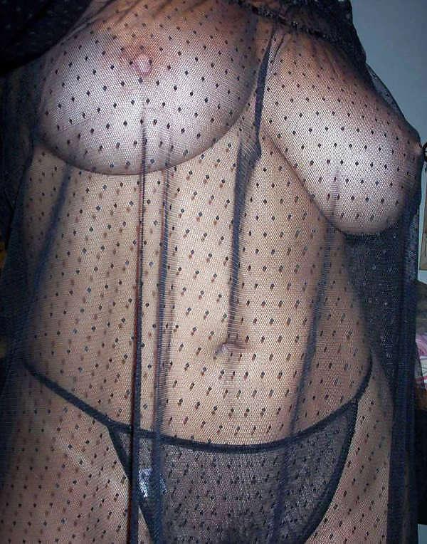 15P Heavy chested chick selfshooting