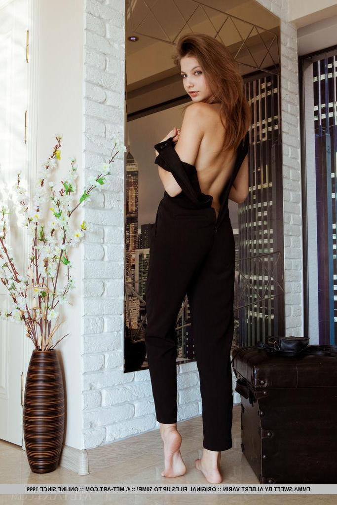 18P Pretty girl Emma Sweet strips out of her black dress for you in "Jlcara"
