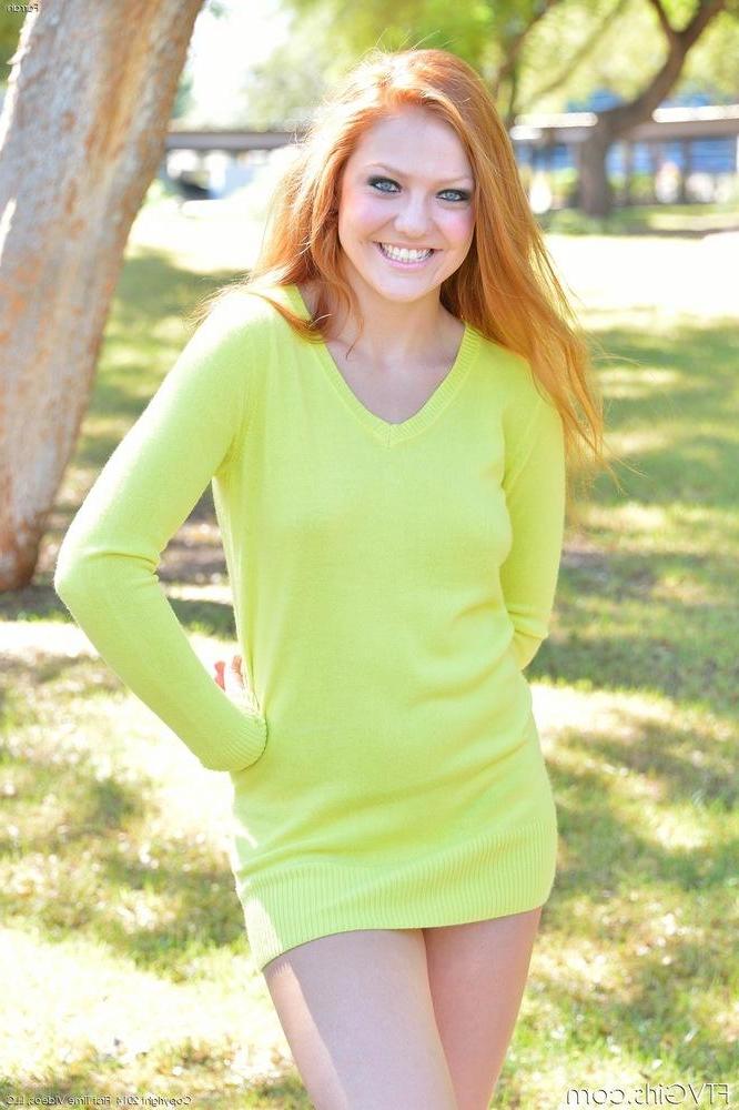 16P Beautiful redhead girl Farrah strips out of her summer green dress