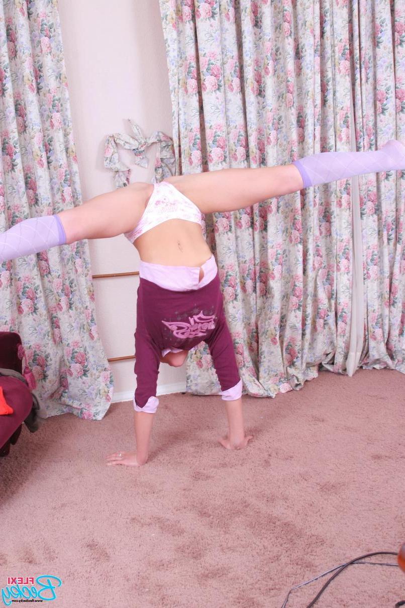 14P Pictures of Flexi Becky showing you how flexible she really is