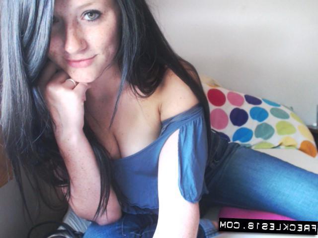 12P Hot girl Freckles 18 slides down her blue jeans to tease in her panties