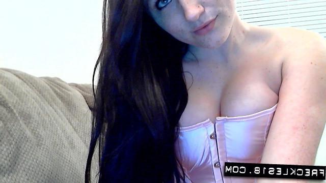 12P Freckles 18 puts on her sexy pink corset and struts her stuff on webcam