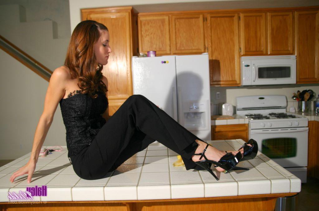 20P Pictures of Haley Wilde getting nude in the kitchen