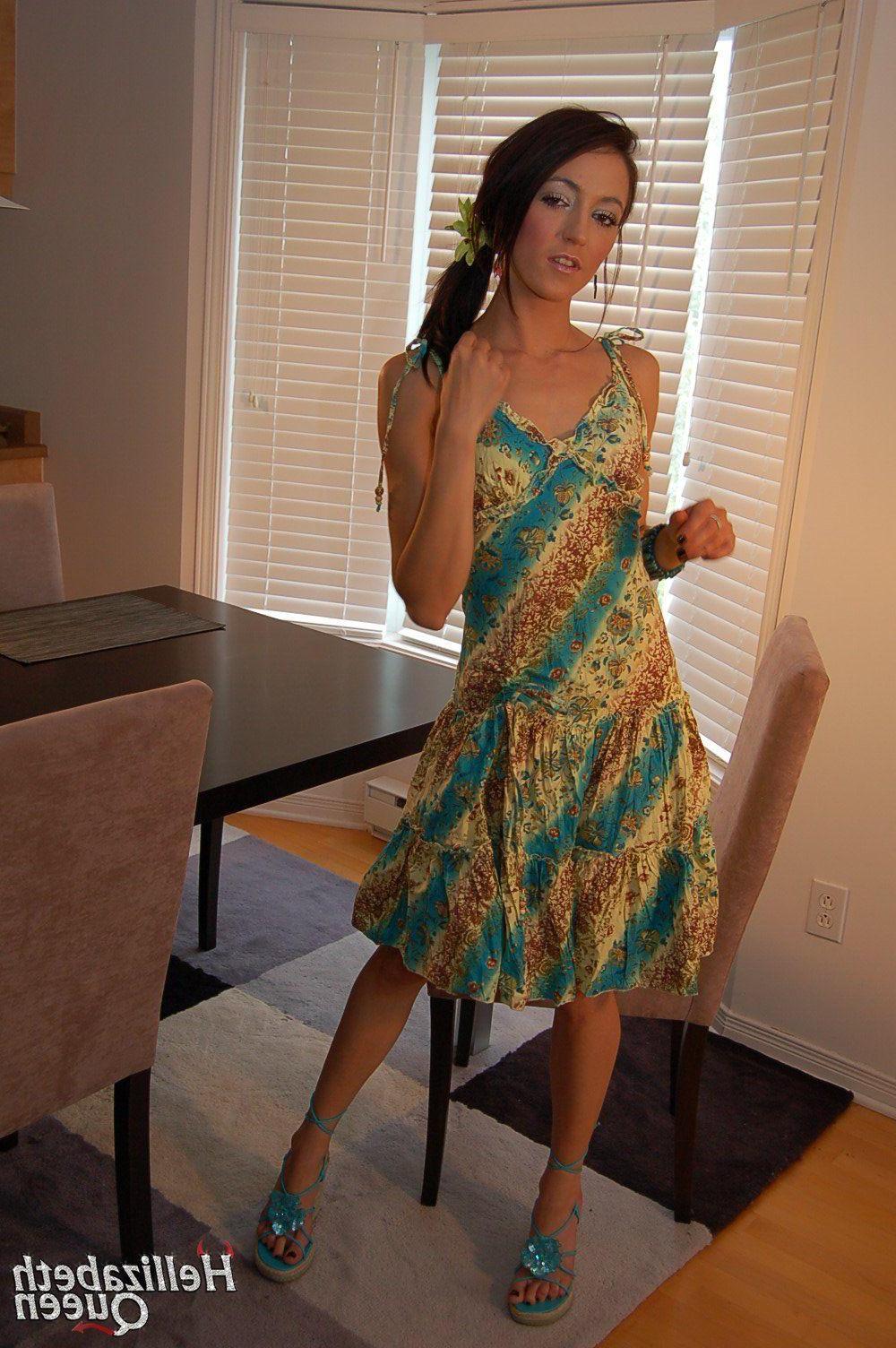 12P Pictures of teen slut Hellizabeth Queen stripping at her desk