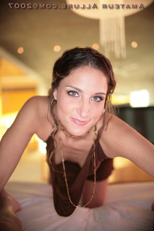 16P Teen beauty Jennifer gives a hot hardcore suck job