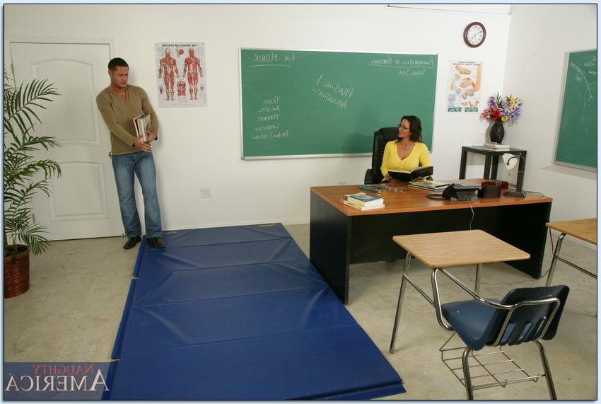 16P Mature teacher Persia Monir denudes curvacious body and fucking hard