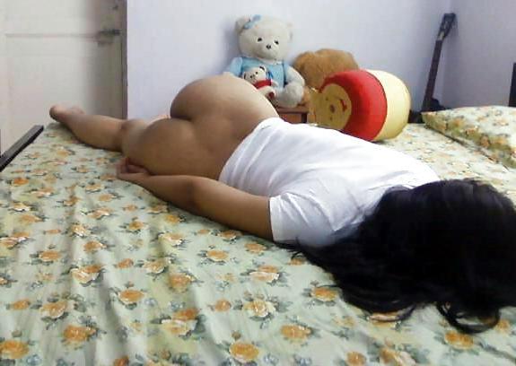 25P Desi ass Gallery 4