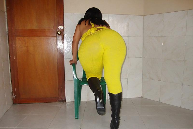 25P Alexa Chupa Minha Bunda - Alexa suck my ass