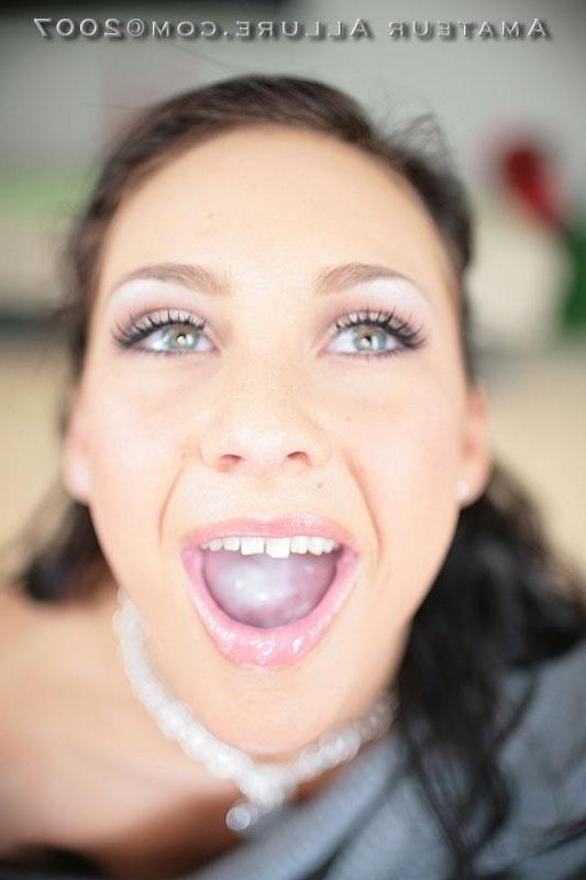 16P Teen super hottie sucking cock swallows cumshot