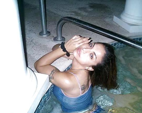 20P Busty Amateur Sweety