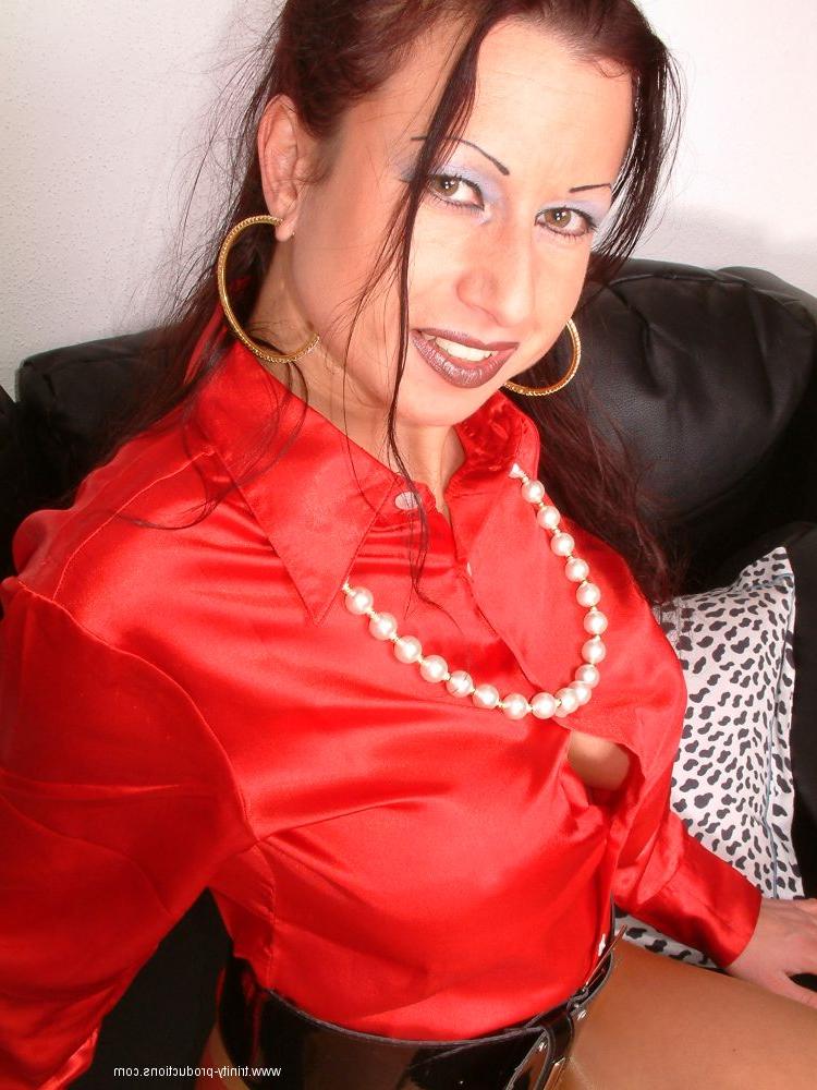 14P Mature babe in pantyhose sucks a cock and gets a cumshot on her satin shirt